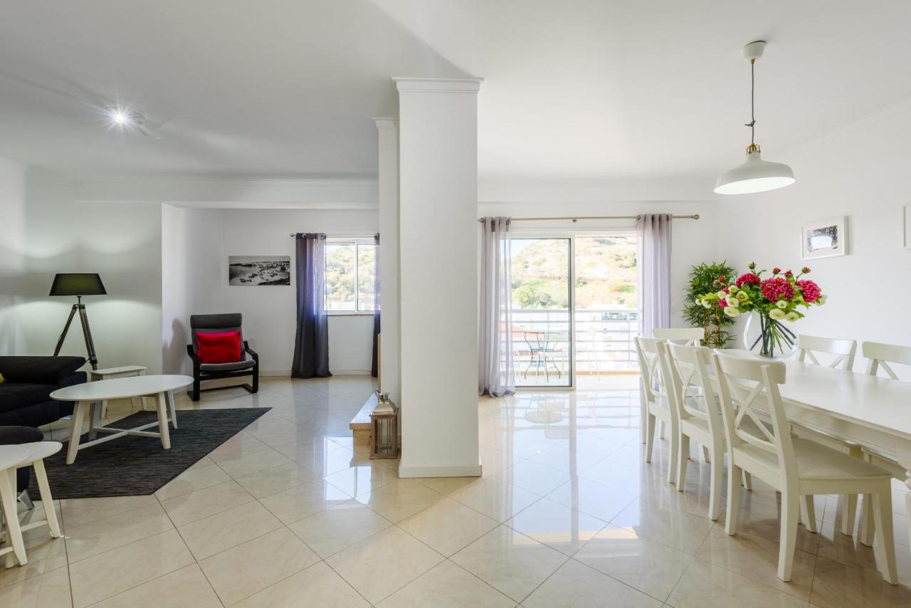 Amazing Apartment In Албуфейра Экстерьер фото